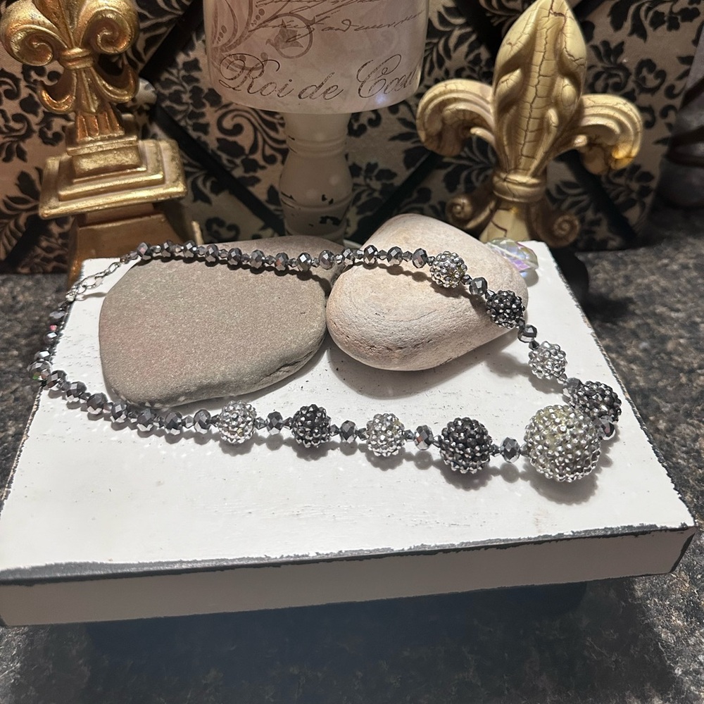 Lovely Costume jewelry - Sparkly Statement Necklace